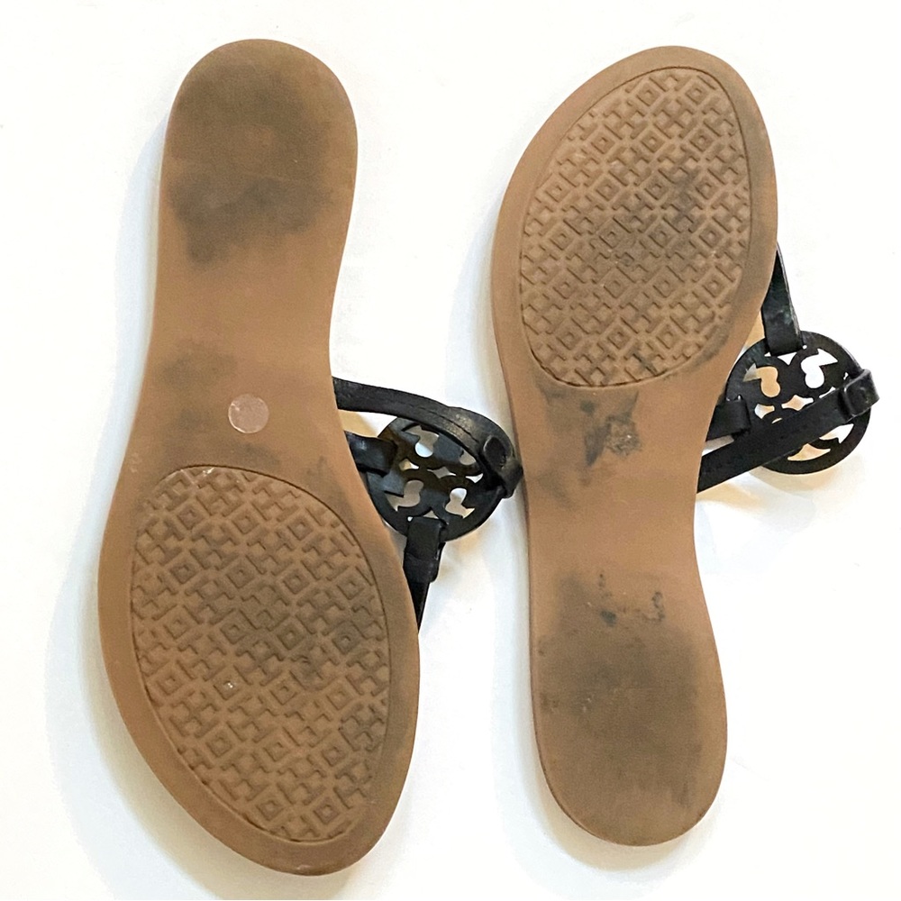 Tory Burch Mini Miller Gabriel small circle emblem t-strap thong flat sandals - Picture 5 of 11